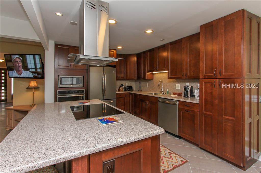 125 Shipyard Drive - Photo 1