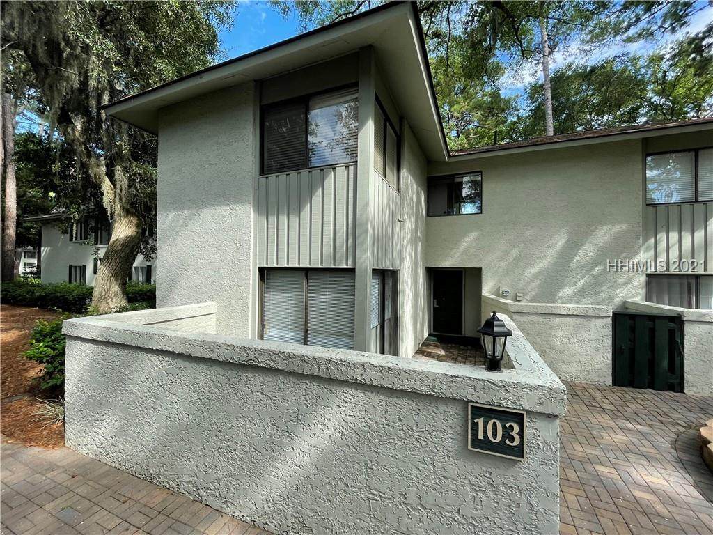 90 Gloucester Road - Photo 1