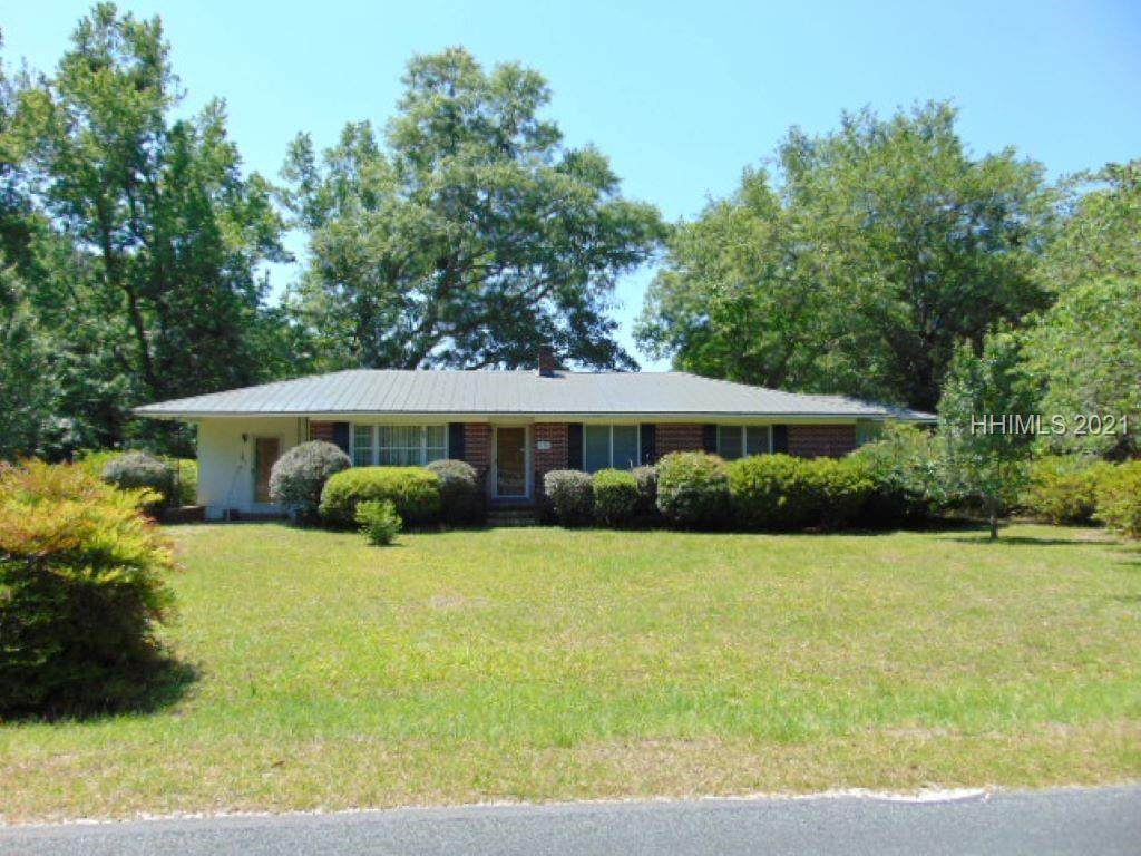 705 Great Swamp Road - Photo 1