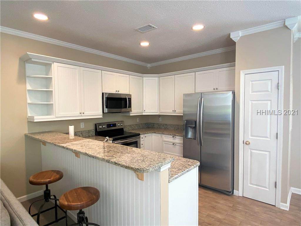 17 Abbey Avenue - Photo 1