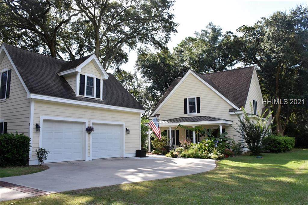 7 Mossy Oaks Lane - Photo 1