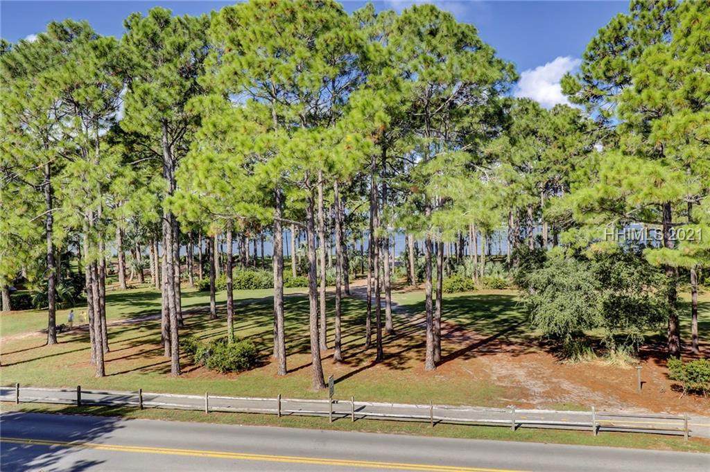 2 Braddock Bluff Drive - Photo 1