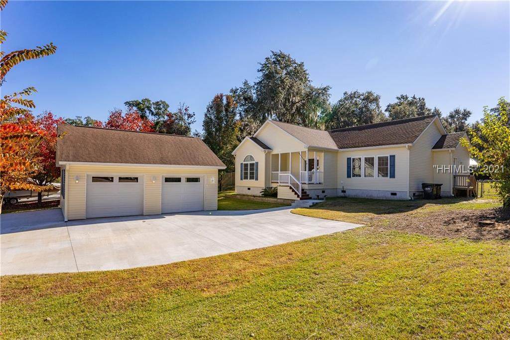 2539 Azalea Drive - Photo 1