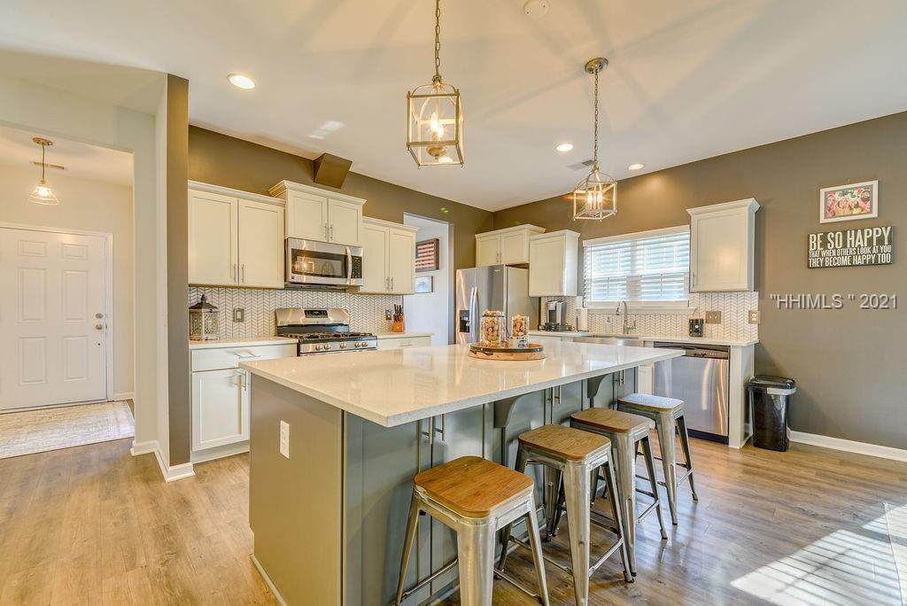 101 Grovewood Drive - Photo 1