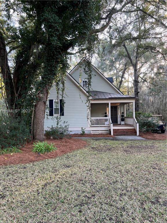 576 Mccormack Avenue - Photo 1