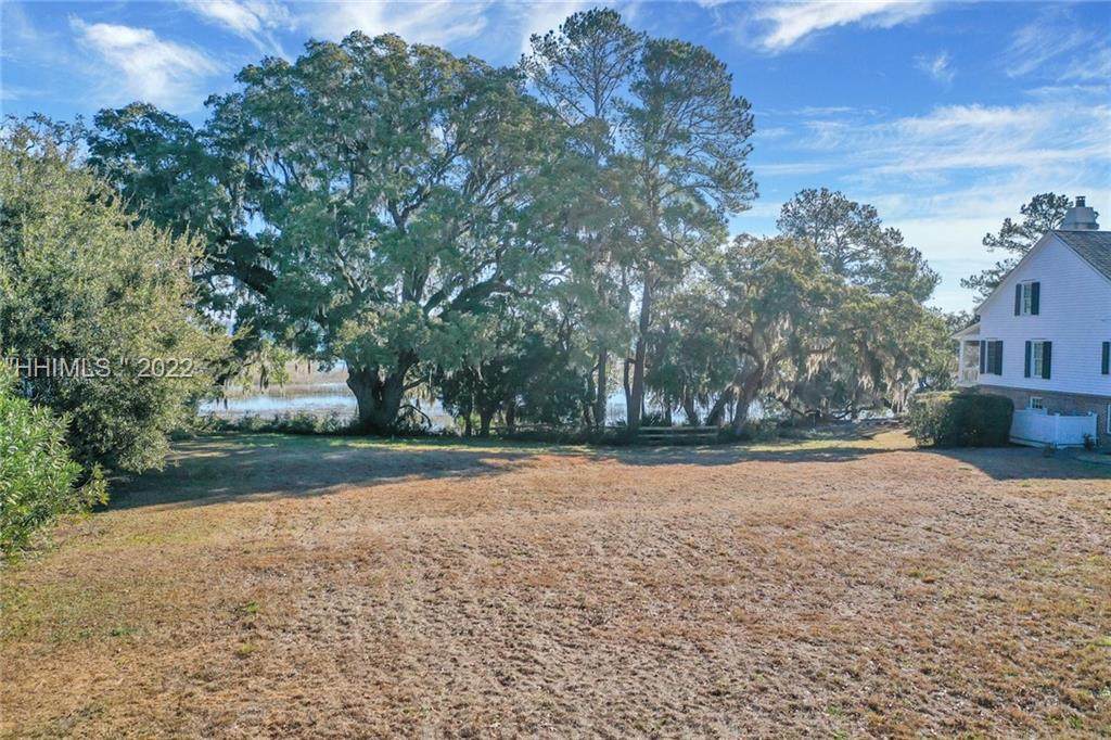 25 Old Oak Rd - Photo 1