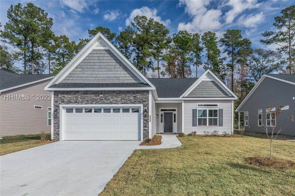 136 Garrison Court - Photo 1
