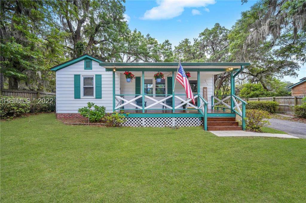 2512 Acorn Hill Avenue - Photo 1