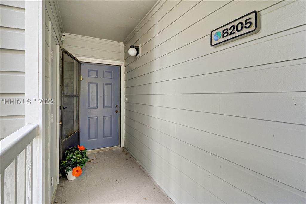 73 Skull Creek Drive - Photo 1