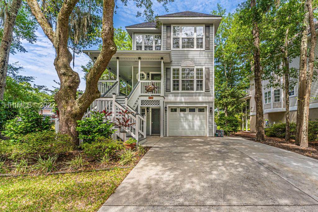 61 Victoria Square Drive - Photo 1