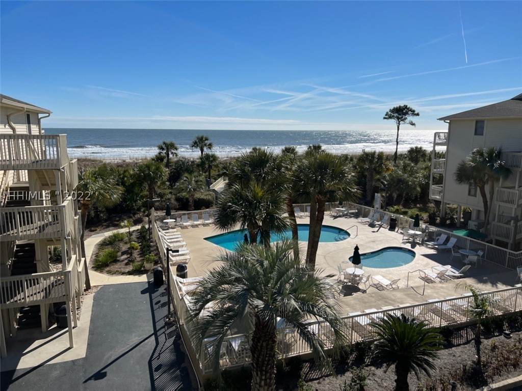 4 Forest Beach Drive - Photo 1