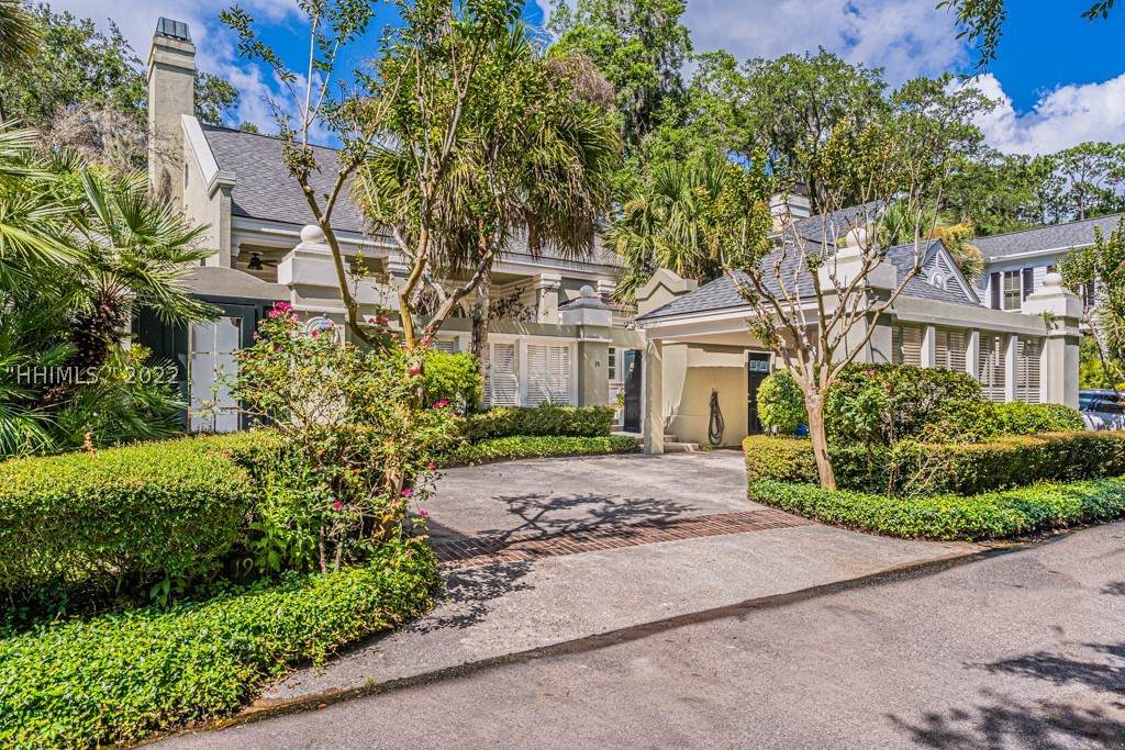 19 Crosstree Drive - Photo 1