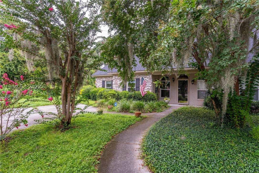 438 Joshua Court - Photo 1