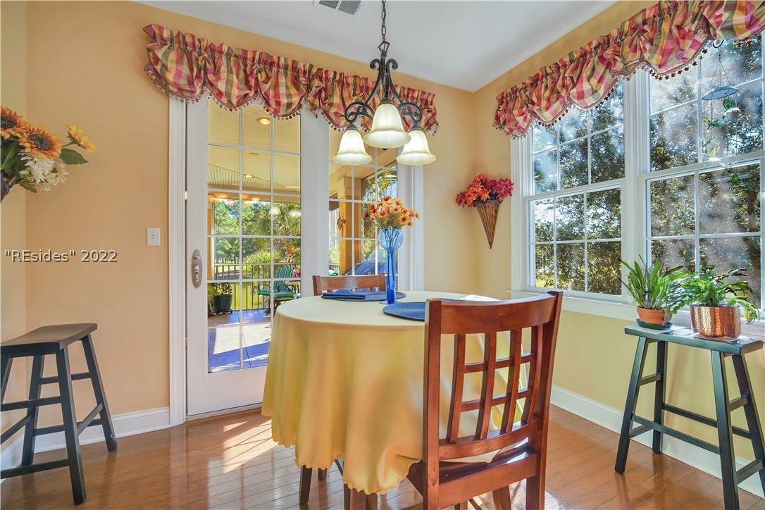273 Azalea Drive - Photo 1