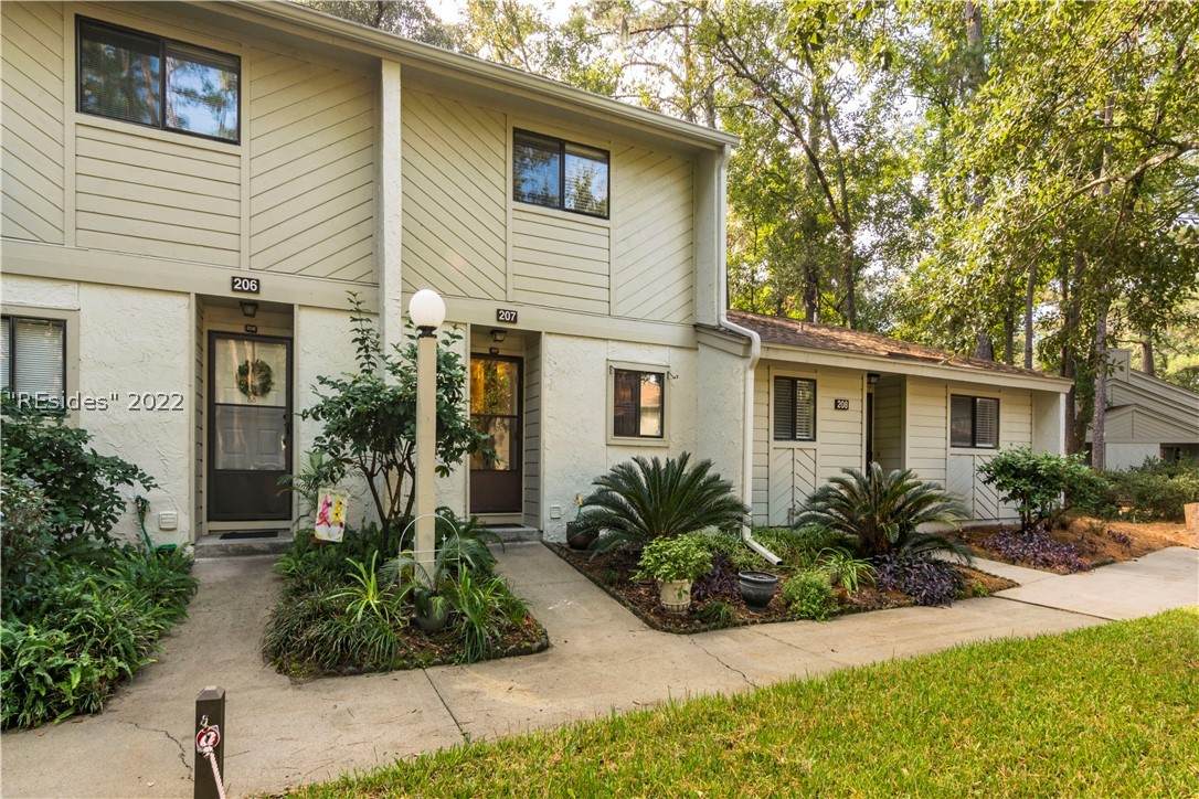96 Mathews Drive - Photo 1