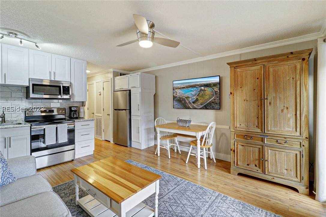 40 Folly Field Road - Photo 1