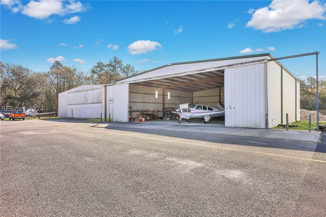 134 Airport Road - Photo 1