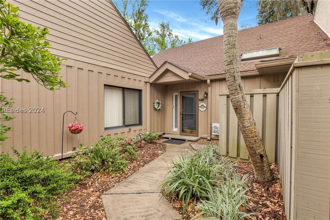 45 Queens Folly Road - Photo 1