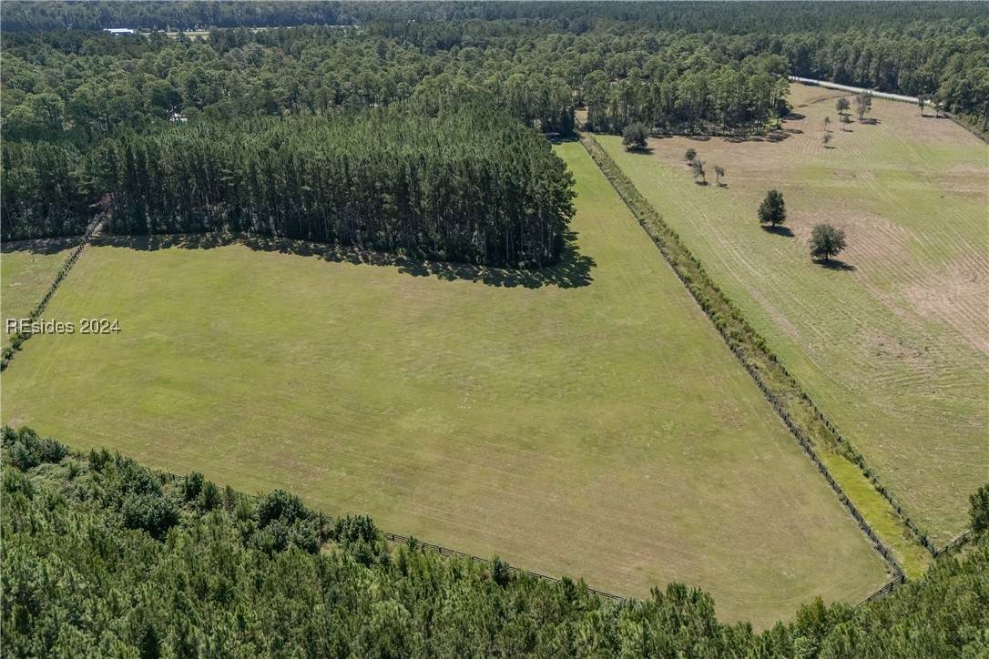 40 Camp Eight Road - Photo 1
