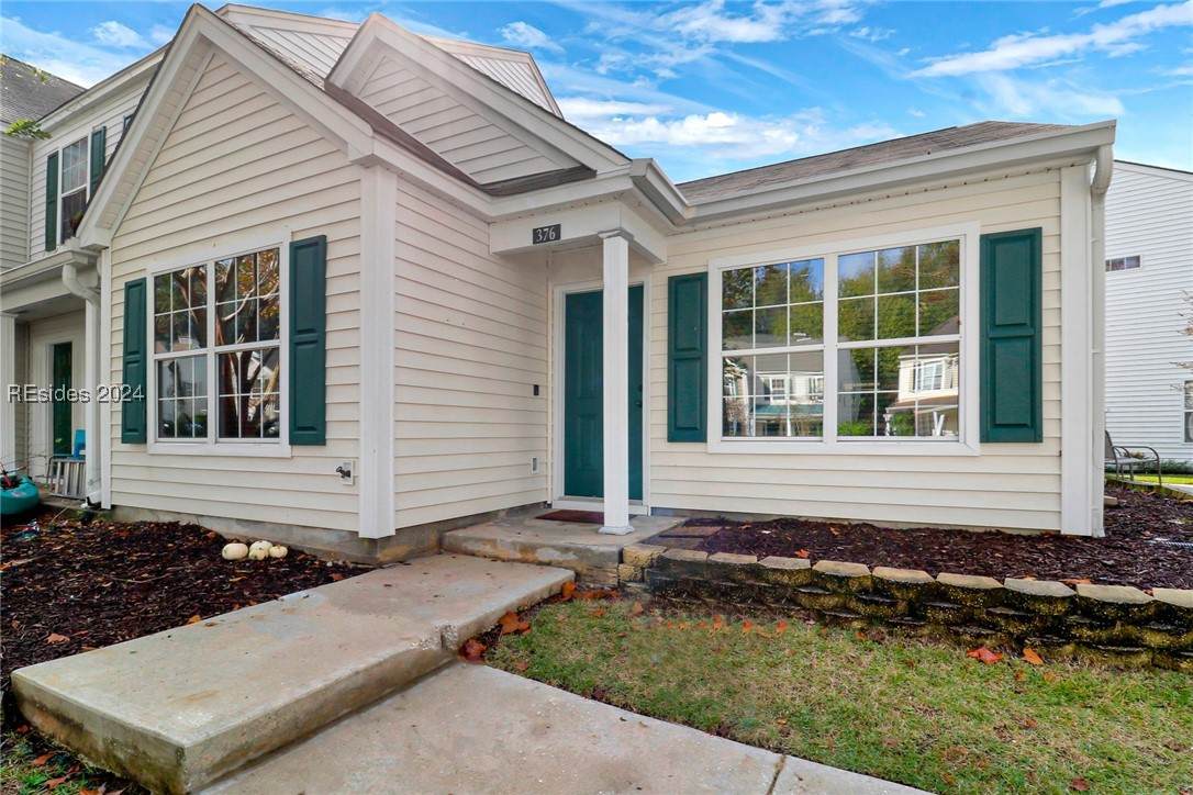 376 Gardners Circle - Photo 1