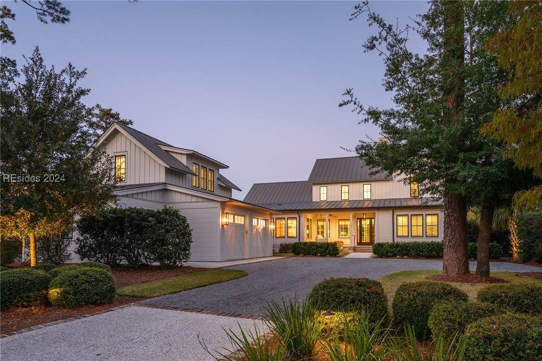 218 Davies Road - Photo 1