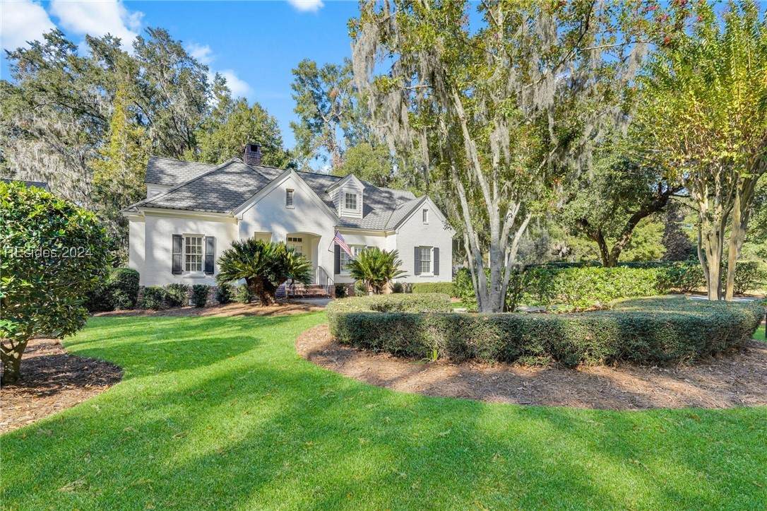 161 Belfair Oaks Boulevard - Photo 1
