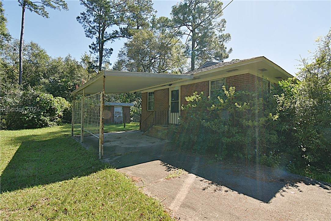 1830 Hampton Avenue - Photo 1