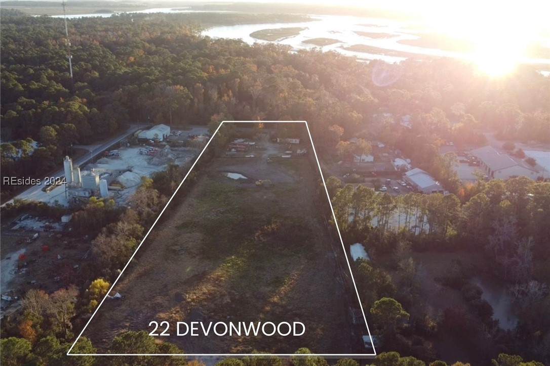 22 Devonwood Drive - Photo 1