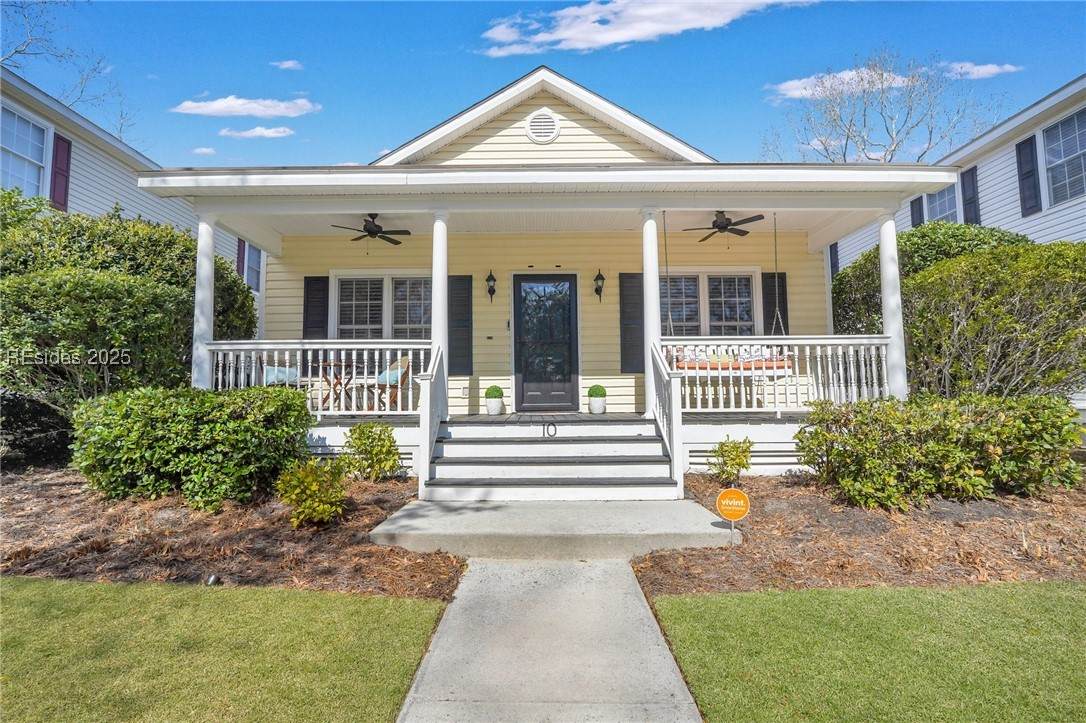 10 Barrington Avenue - Photo 1