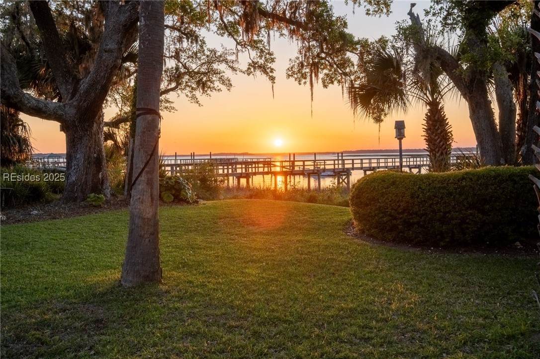 21 Calibogue Cay Road - Photo 1