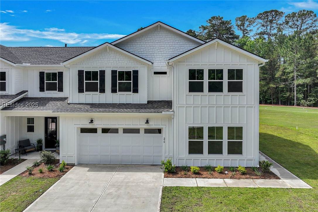 379 Oleander Way - Photo 1
