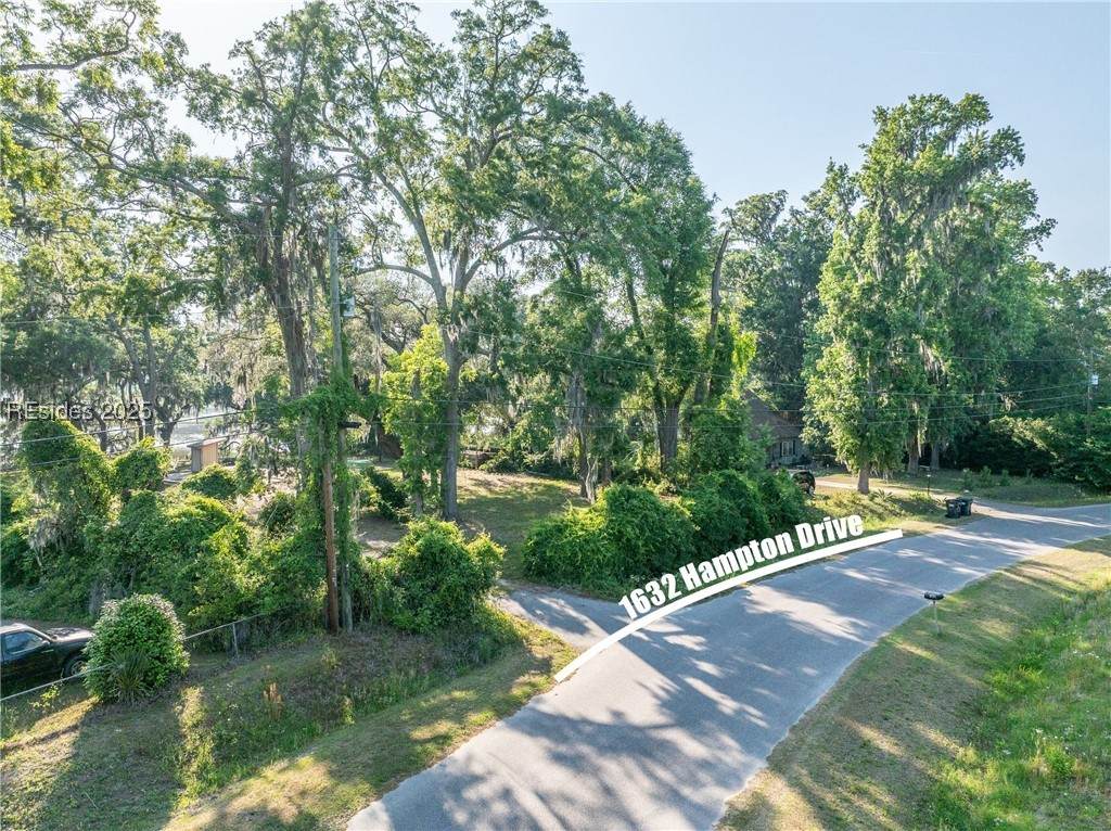 1632 Hampton Drive - Photo 1