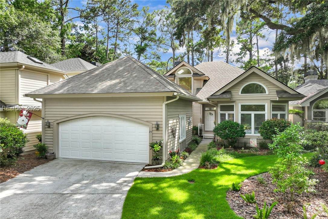 29 Victoria Drive - Photo 1