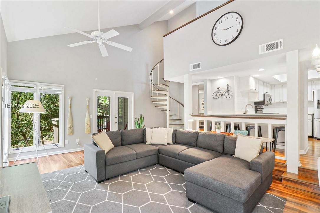 20 Queens Folly Road - Photo 1