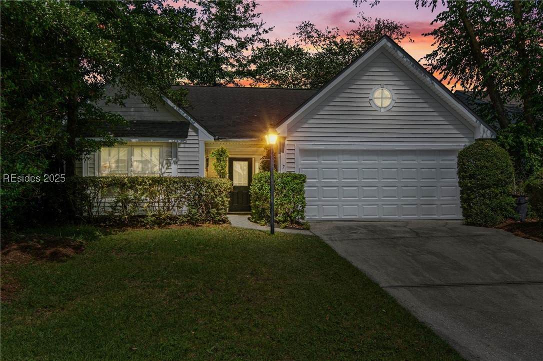 7 Lake Linden Drive - Photo 1