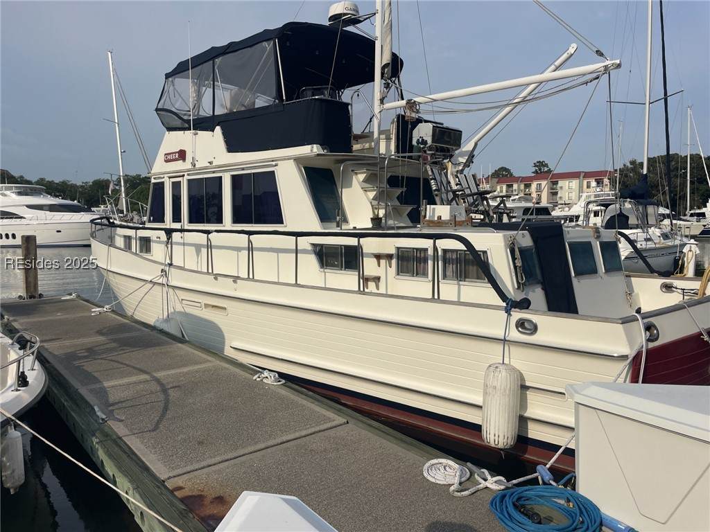 75 Harbour Town Yacht Basin - Photo 1
