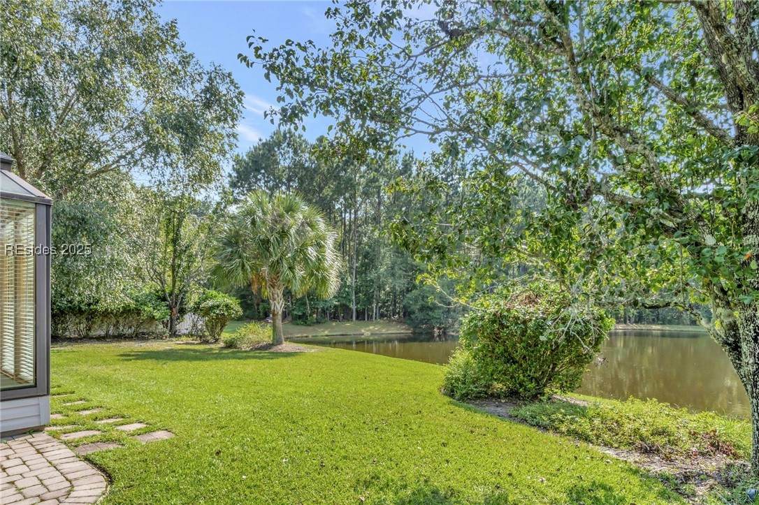 4 Wellington Court - Photo 1