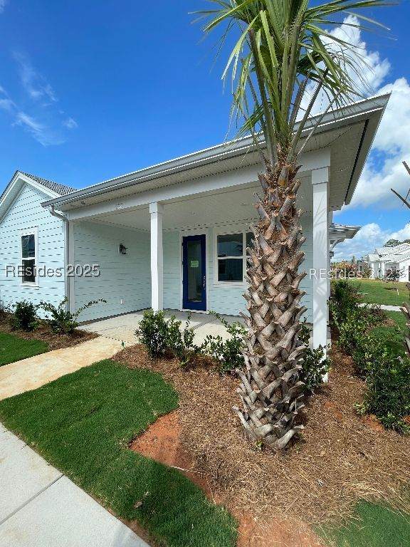 256 Tropics Avenue - Photo 1