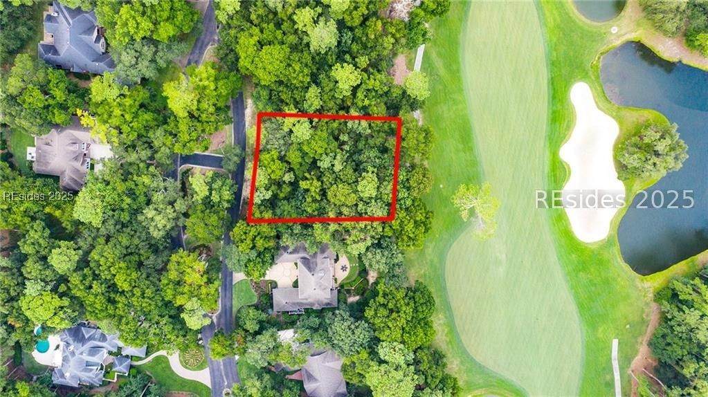 18 Hawthorne Road - Photo 1