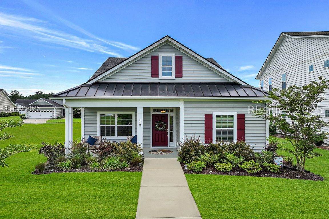 112 Hawthorne Lane - Photo 1