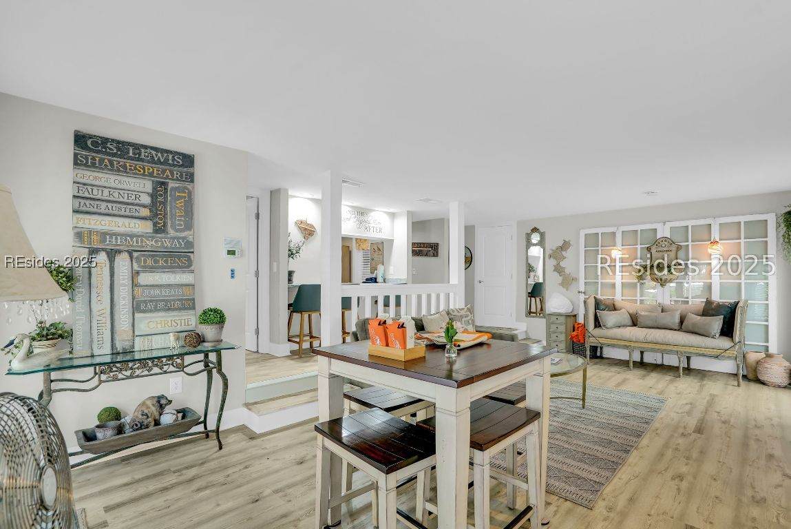 20 Queens Folly Road - Photo 1