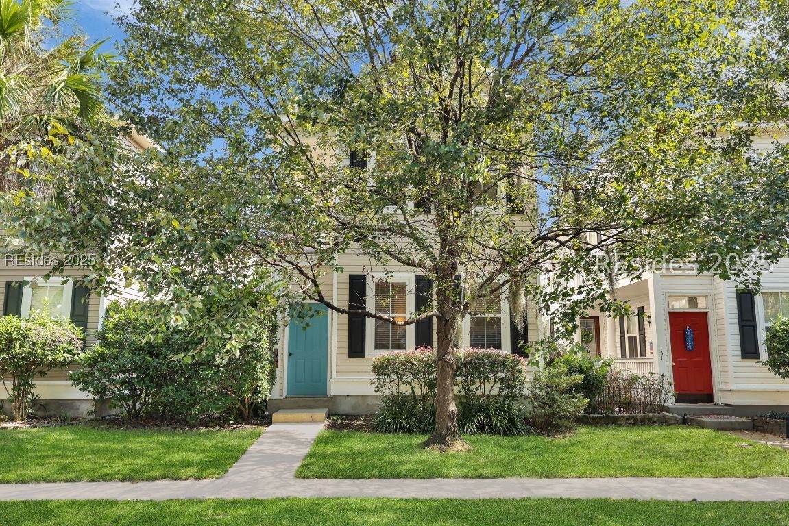 149 Regent Avenue - Photo 1