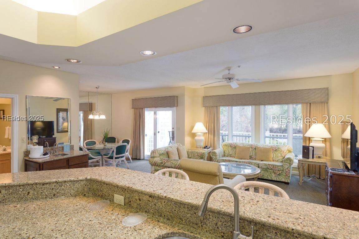 14 Wimbledon Court - Photo 1