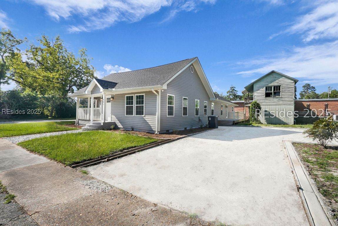 401 Mullberry Street - Photo 1