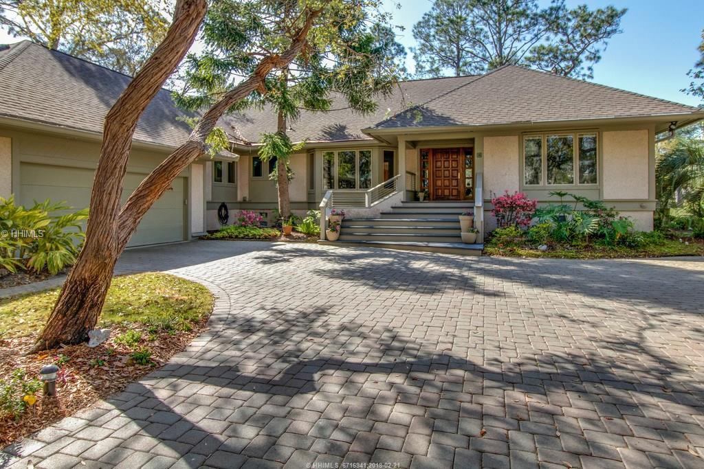3 Long Marsh Lane - Photo 1