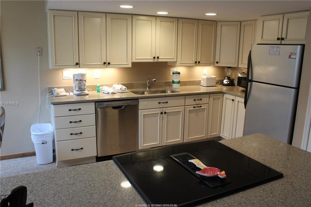 125 Shipyard Drive - Photo 1