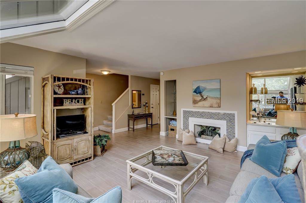 125 Shipyard Drive - Photo 1 125 Shipyard Drive - Photo 1