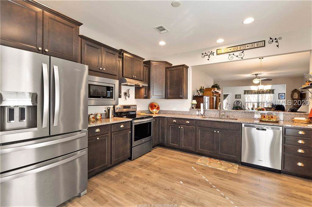 370 Northlake Village Court - Photo 1