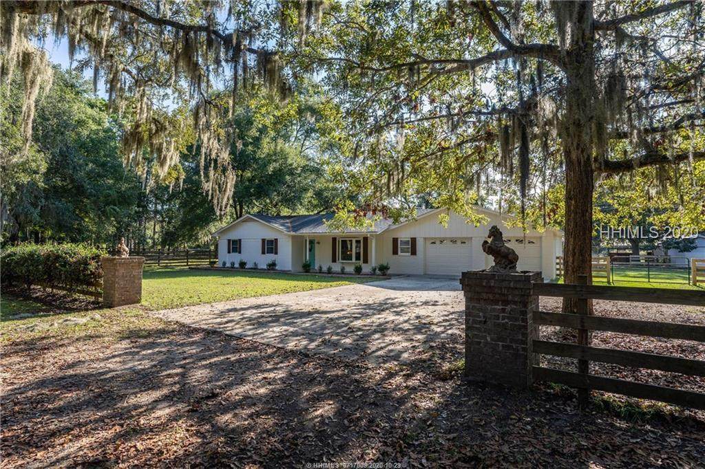 20 Avenue Of Oaks - Photo 1