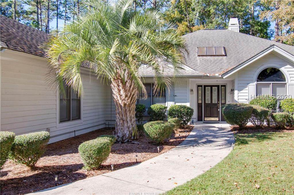 197 Whiteoaks Circle - Photo 1
